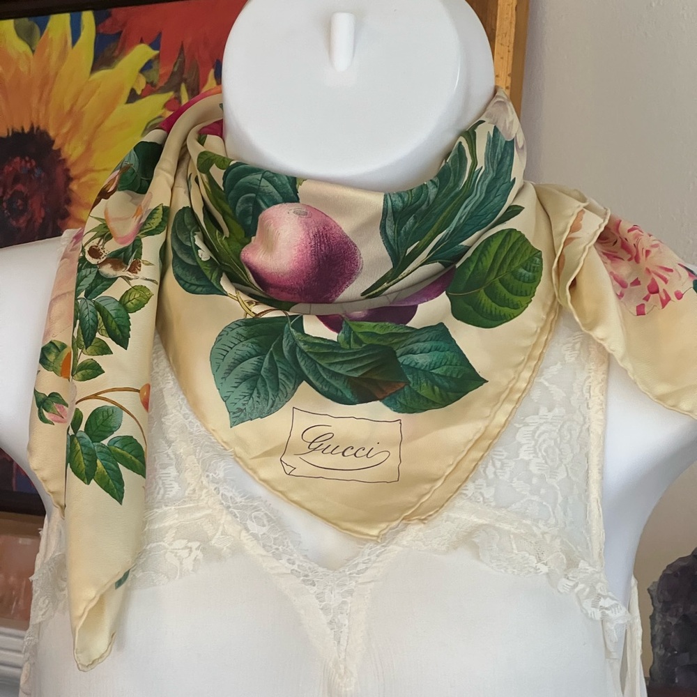 Gucci scarf - Picture 3 of 7